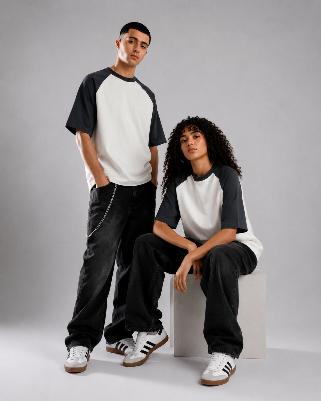 ARO Contrast Raglan Oversized T-Shirt – Off White & Charcoal