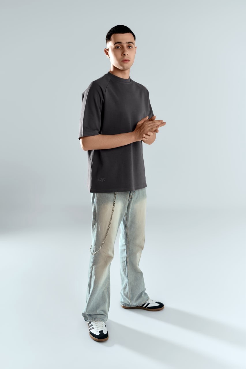 ARO Essential Oversized T-Shirt – Charcoal Grey