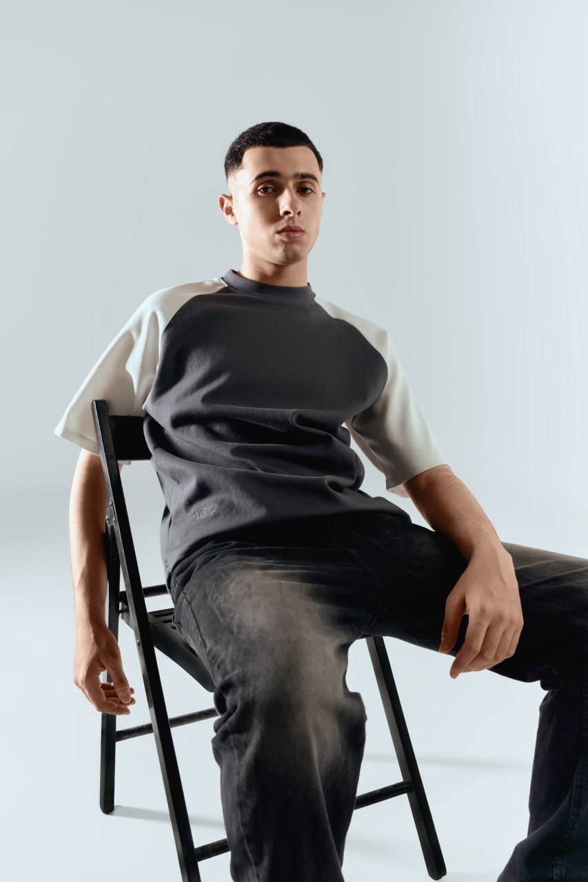 ARO Dual Tone Raglan Oversized T-Shirt – Charcoal & Off White
